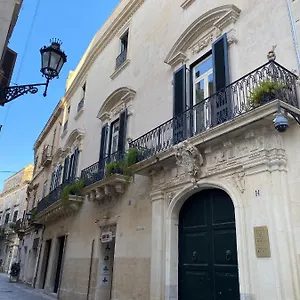 Palazzo Rollo Italie